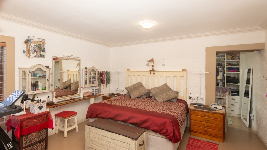 3 Bedroom Property for Sale in Bergsig Western Cape